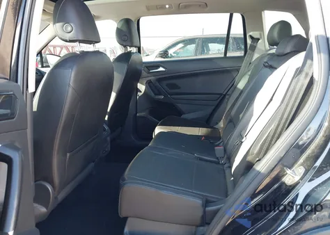 2018 Volkswagen Tiguan 2.0T Se/2.0T Sel from USA, damaged, VIN 3VV2B7AX8JM010475